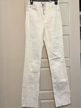 NWOT Zara White Denim Jeans Split Bootcut Size 4